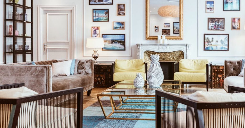 Elegant and contemporary living room design in Paris with modern furniture and stylish decor.